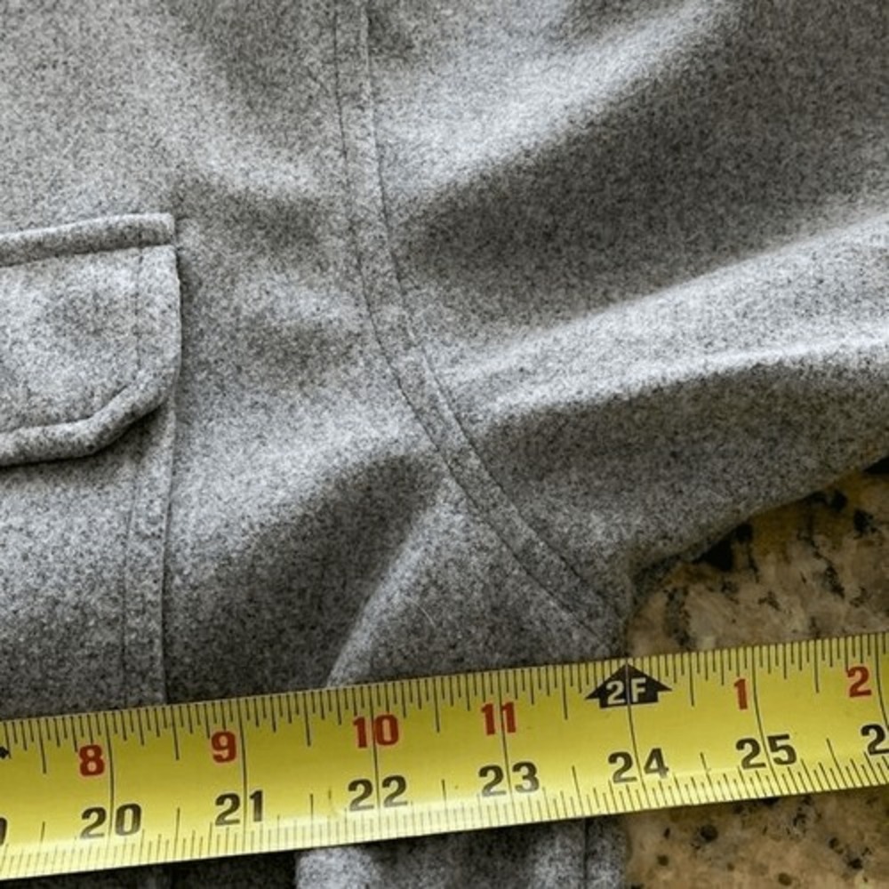 Gray Flannel Shacket Forever 21 Button Oversized … - image 8